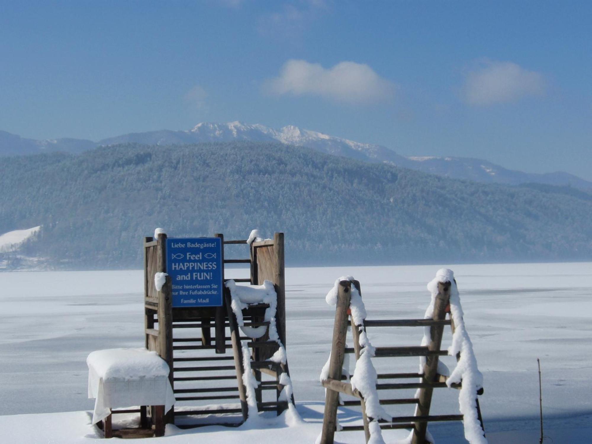 Ferienwohnungen Fischerhaus - Direkt Am See Millstatt Exterior foto